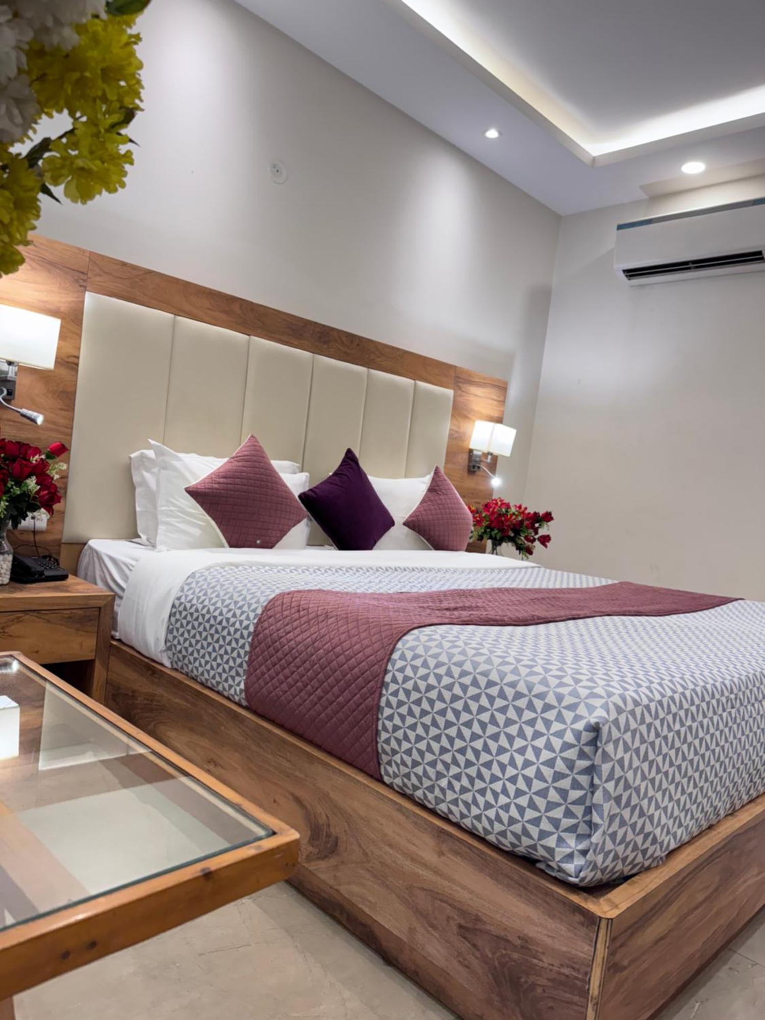 Hotel Golf View Suites-Golf Course Road Gurgaon Luaran gambar